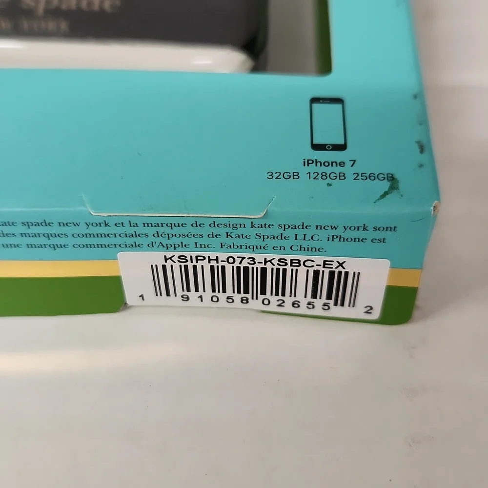New in box, Kate Spade New York f/ IPhone 7 & IPhone 6 Protective Case
